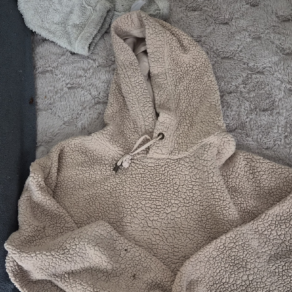Z Supply Textured Sherpa Jacket in Cream